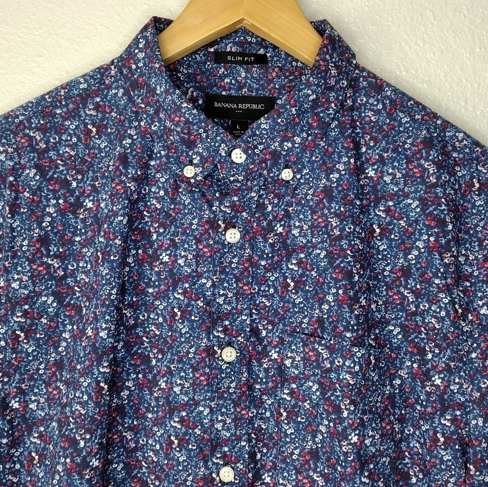 Banana Republic Slim Fit Short Sleeve Casual Button Down Shirt